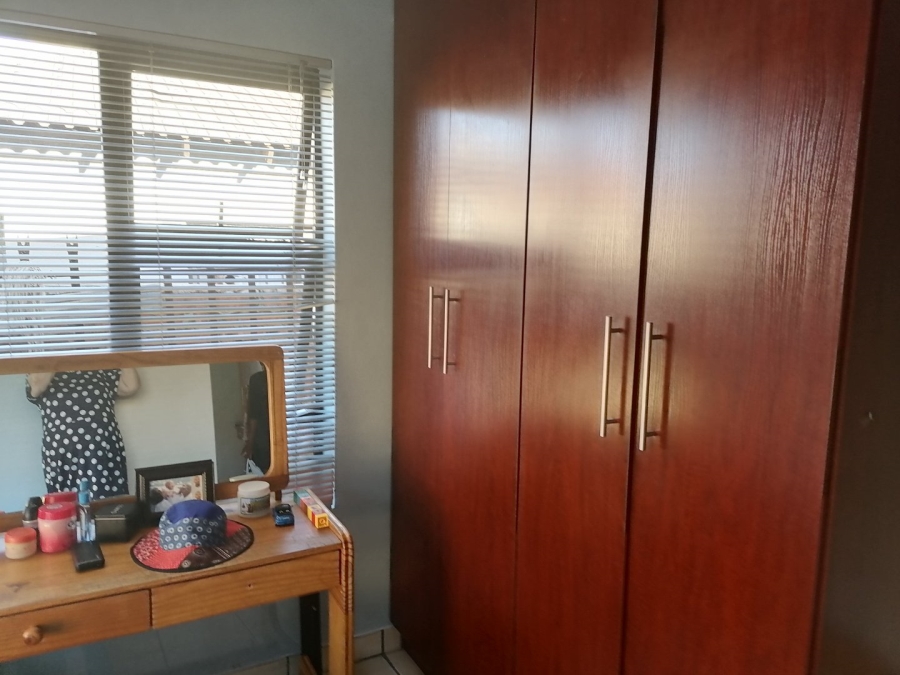 To Let 3 Bedroom Property for Rent in Vista Park Free State